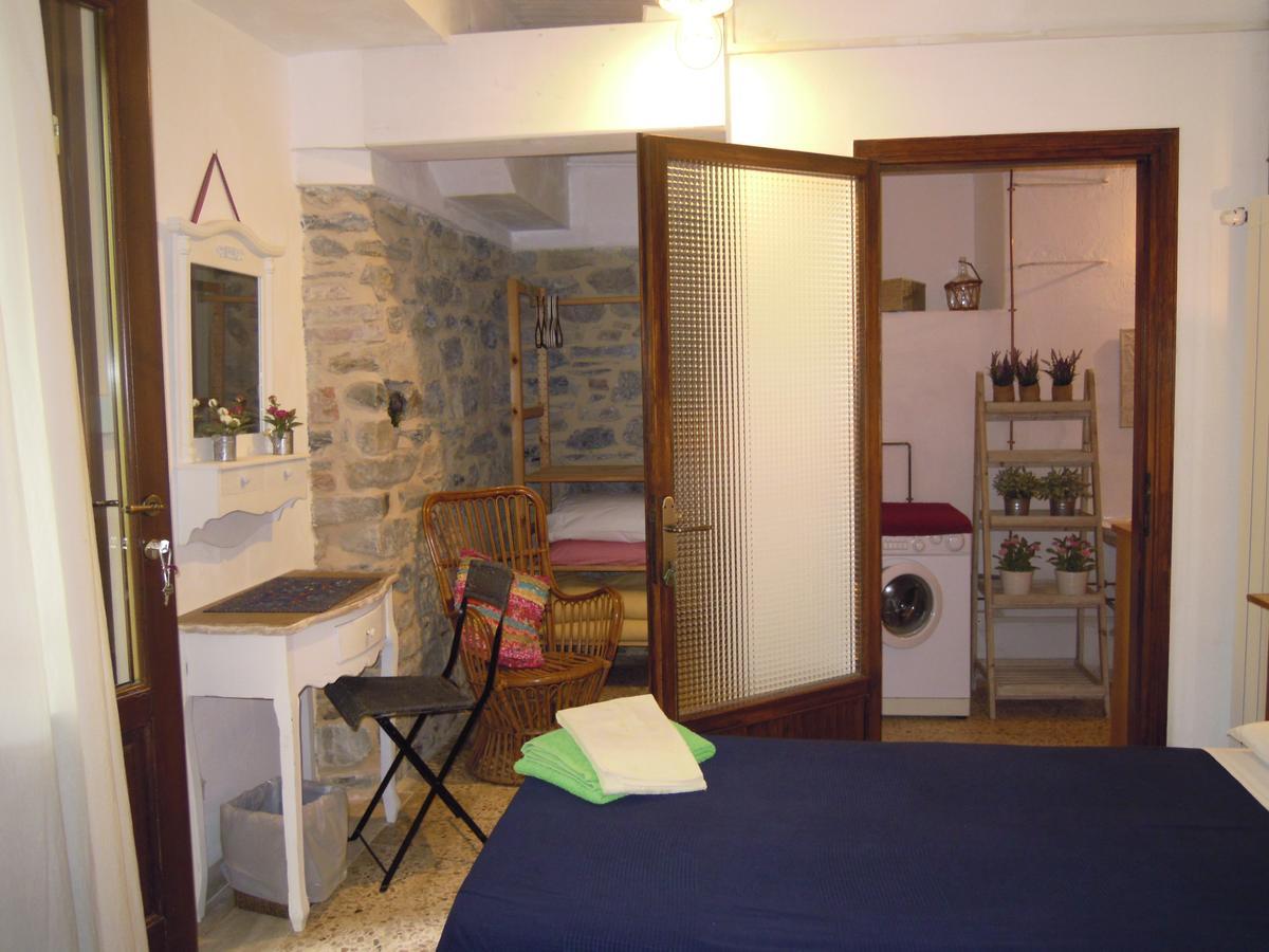 Podere La Piana Fivizzano Kültér fotó